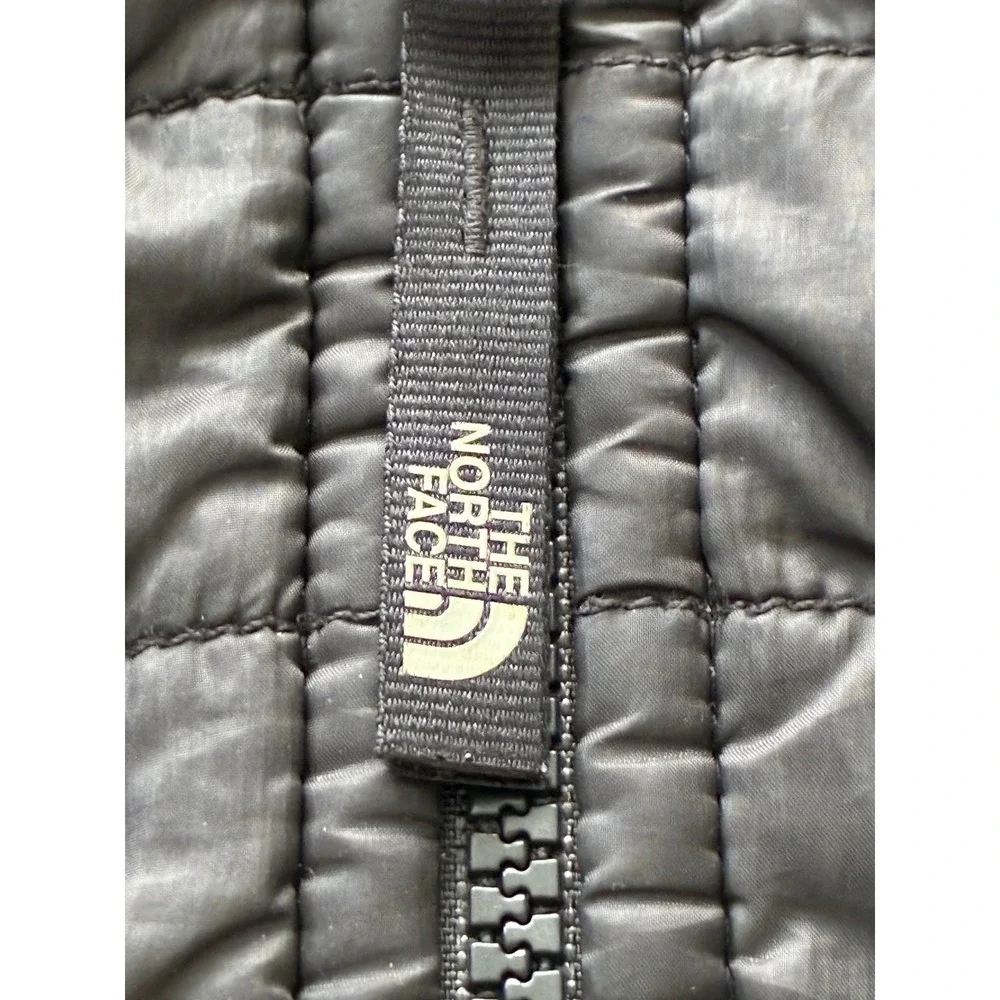 The North Face Girls Mossbud Swirl Reversible Puffer Jacket Black Fleece Coat